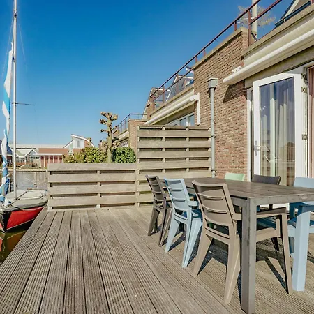 Botel Kaapstad Naarden