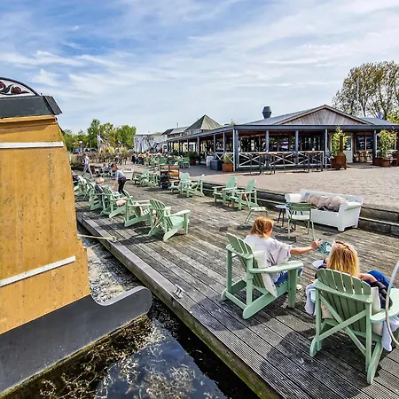 Kaapstad Botel Naarden